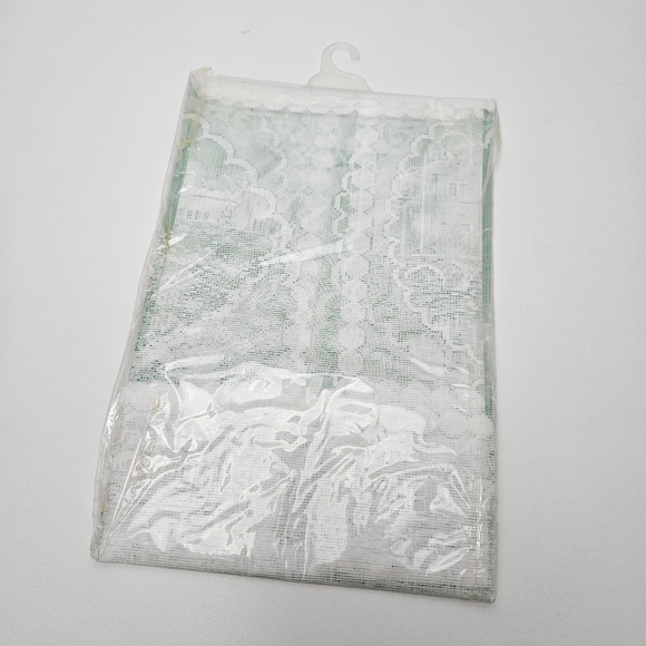 Irish lace vintage table runner irish castles - Picture 3 of 4